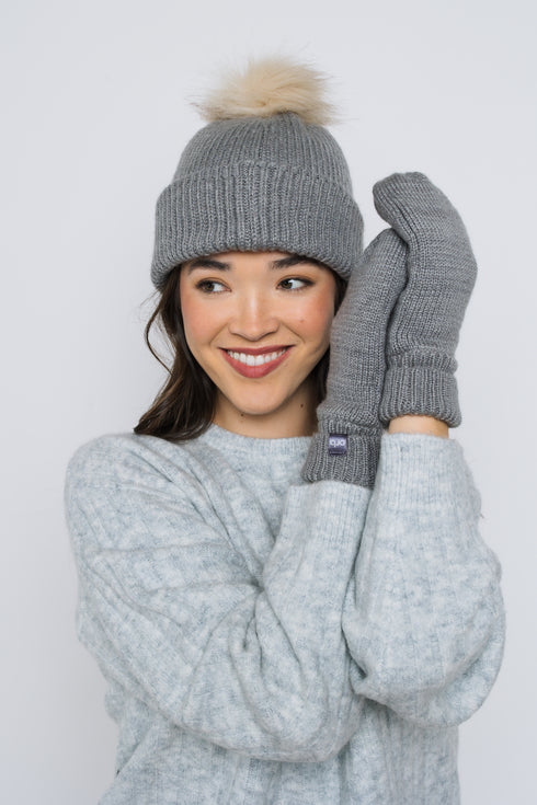 Snowflake-Lined Mitts